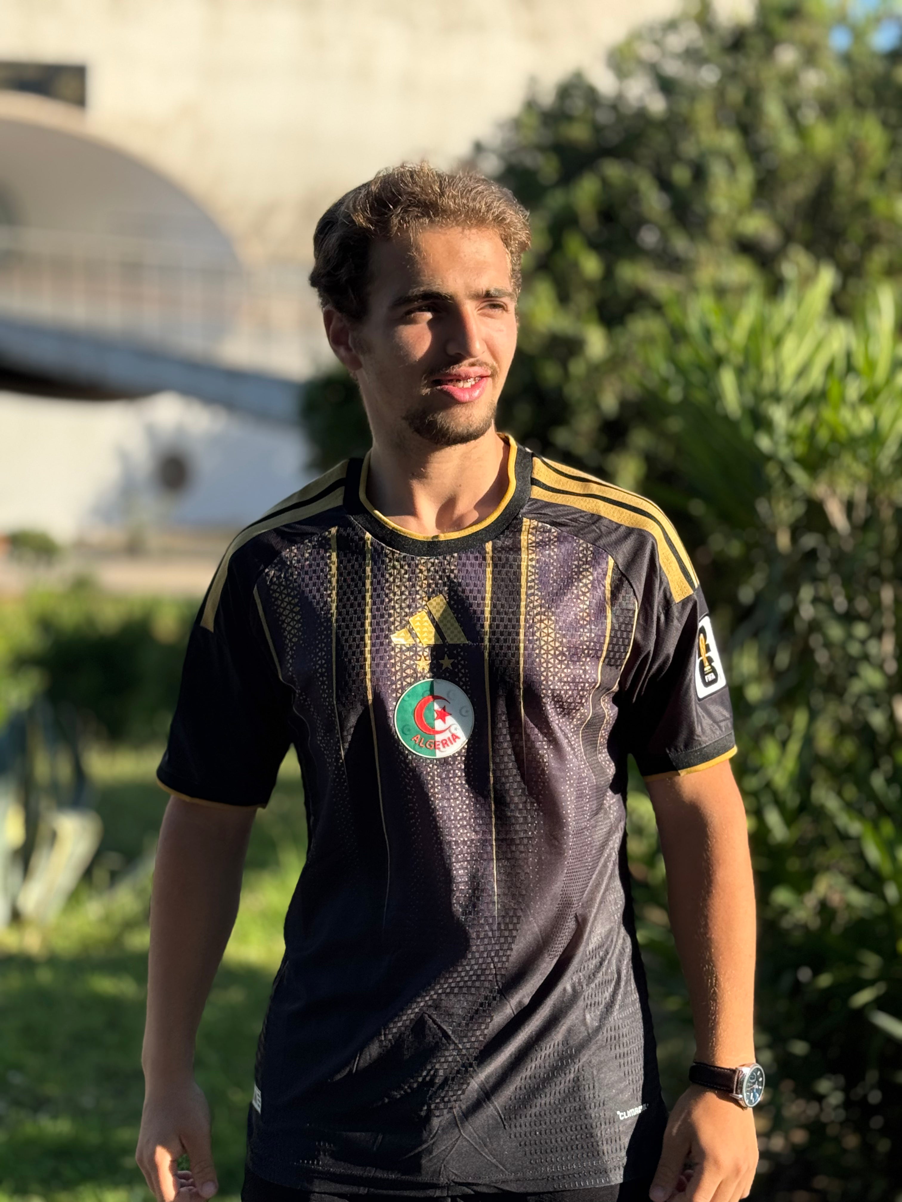 . قميص المنتخب الجزائري 2026 الأسود