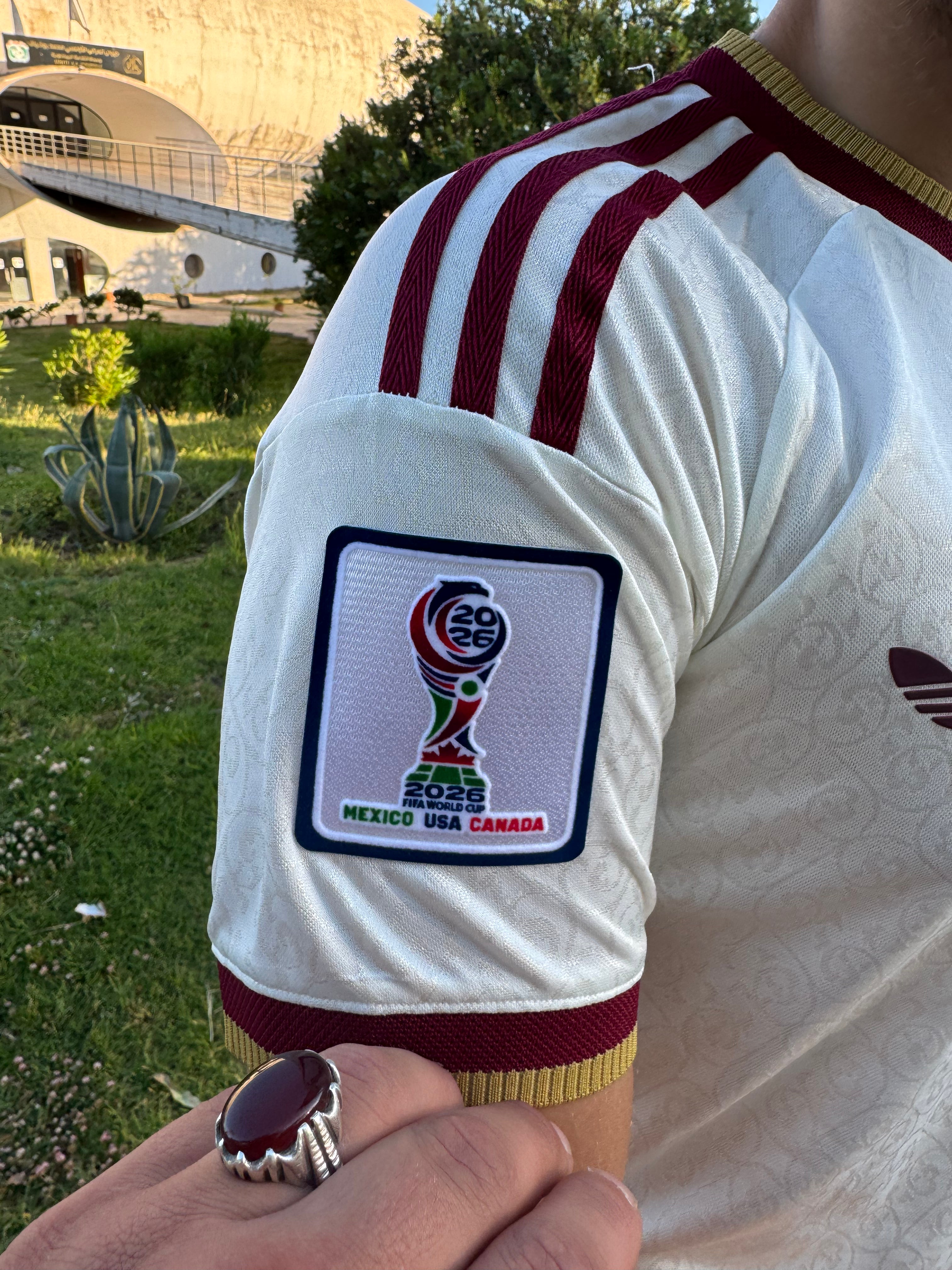 قميص المنتخب الإسباني الأبيض  2026