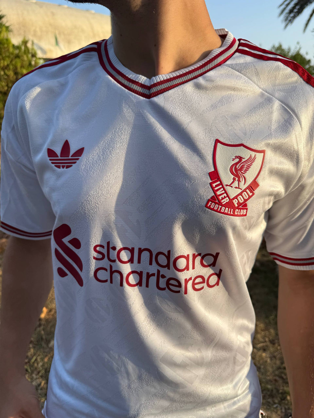 قميص ليفربول الأبيض 2027