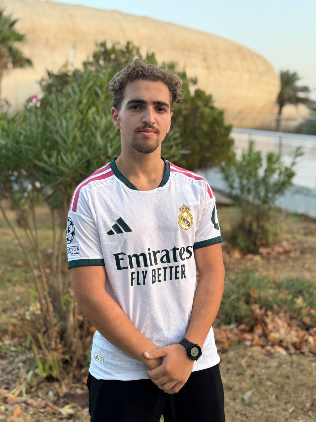 2027 قميص ريال مدريد الأبيض