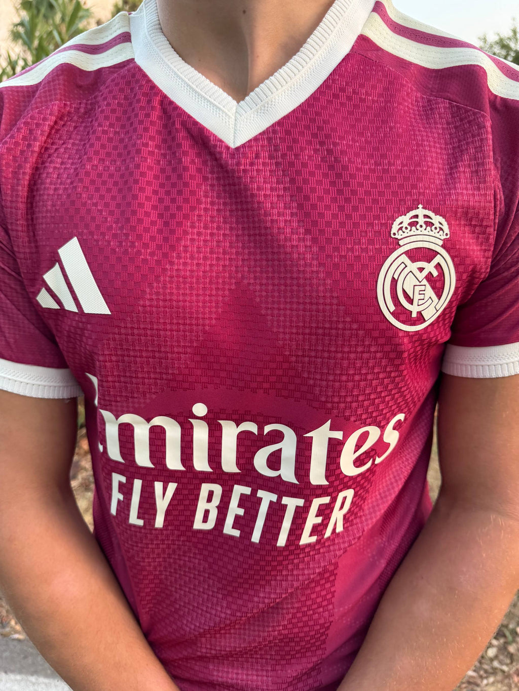 قميص ريال مدريد العنابي 2027