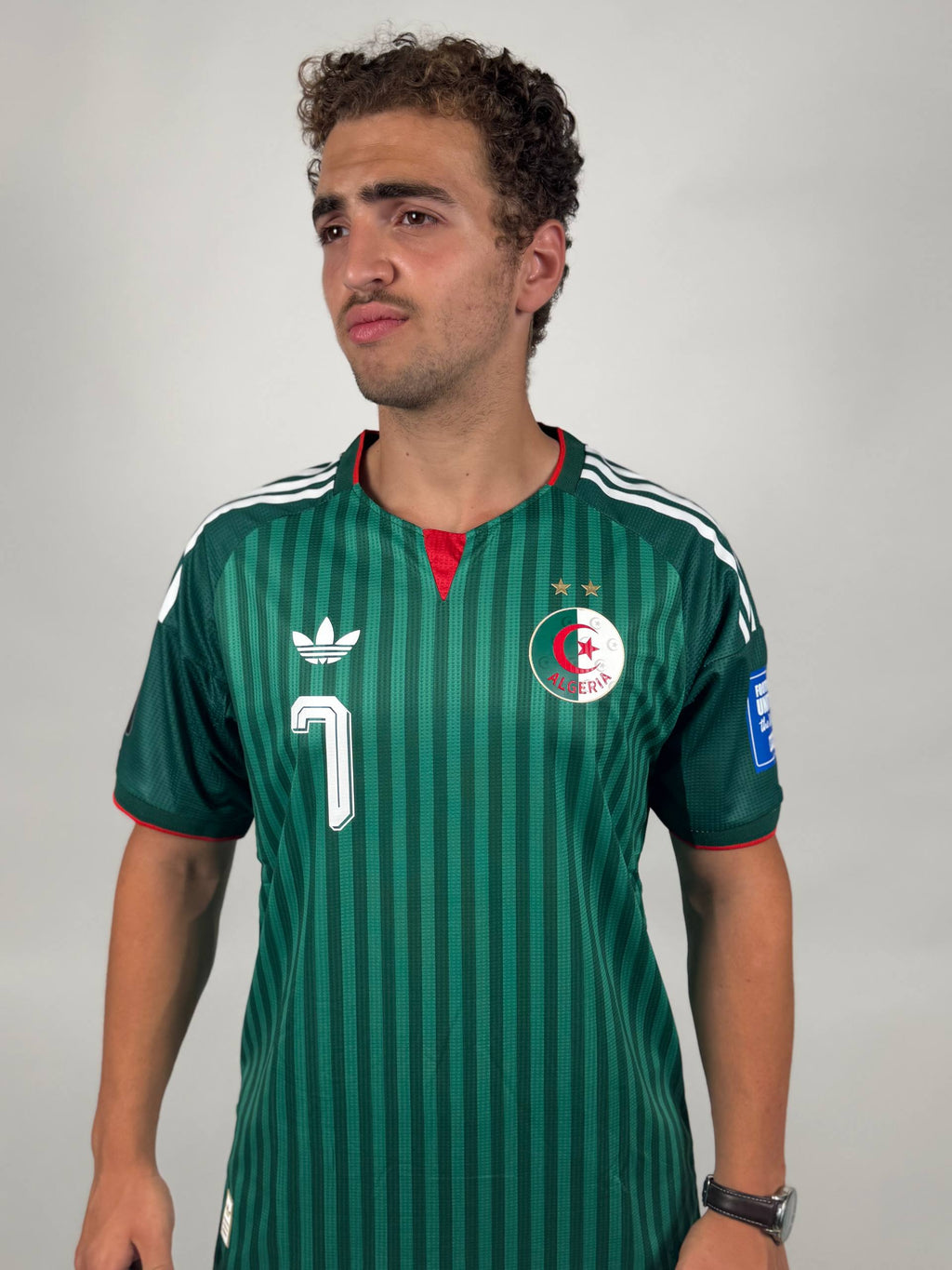 . قميص المنتخب الجزائري 2026 الأخضر
