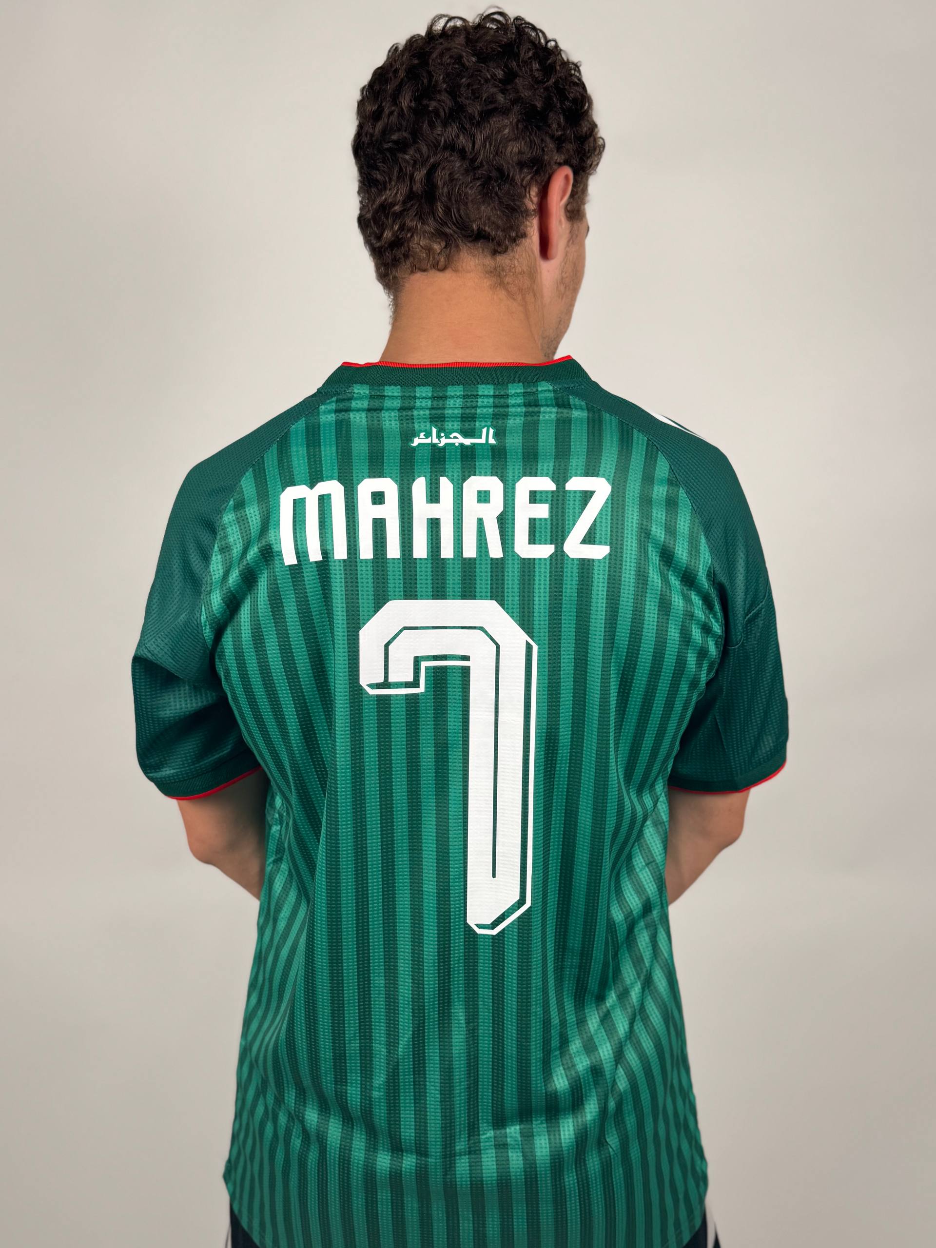 . قميص المنتخب الجزائري 2026 الأخضر