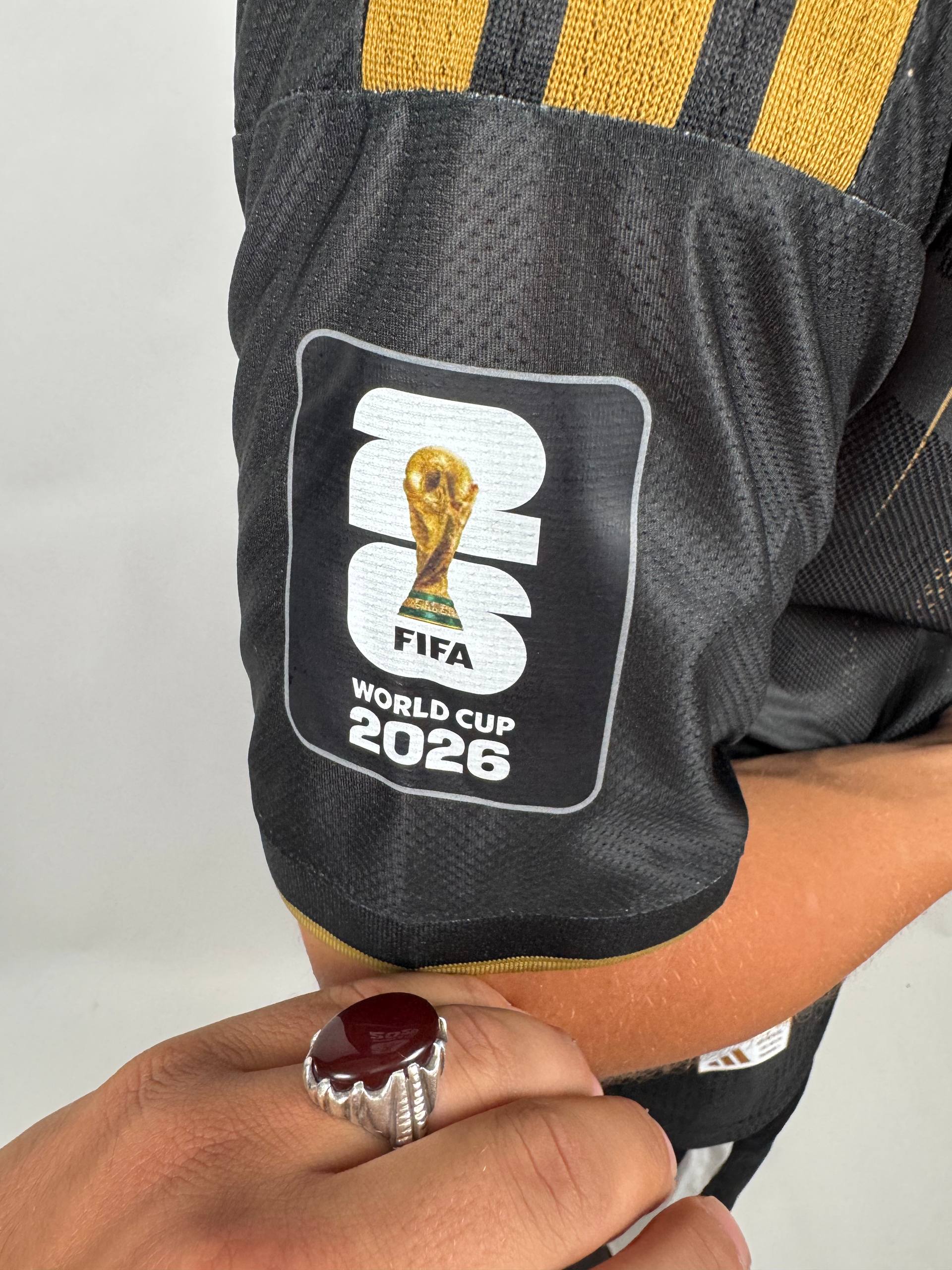 . قميص المنتخب الجزائري 2026 الأسود