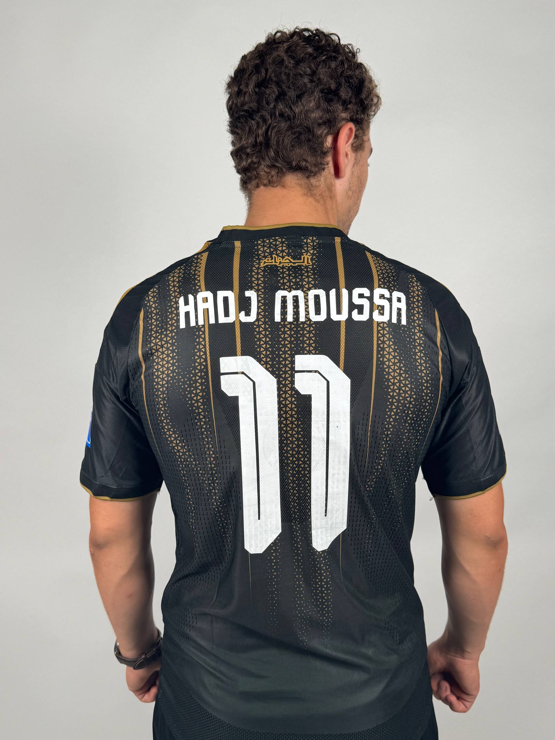 . قميص المنتخب الجزائري 2026 الأسود