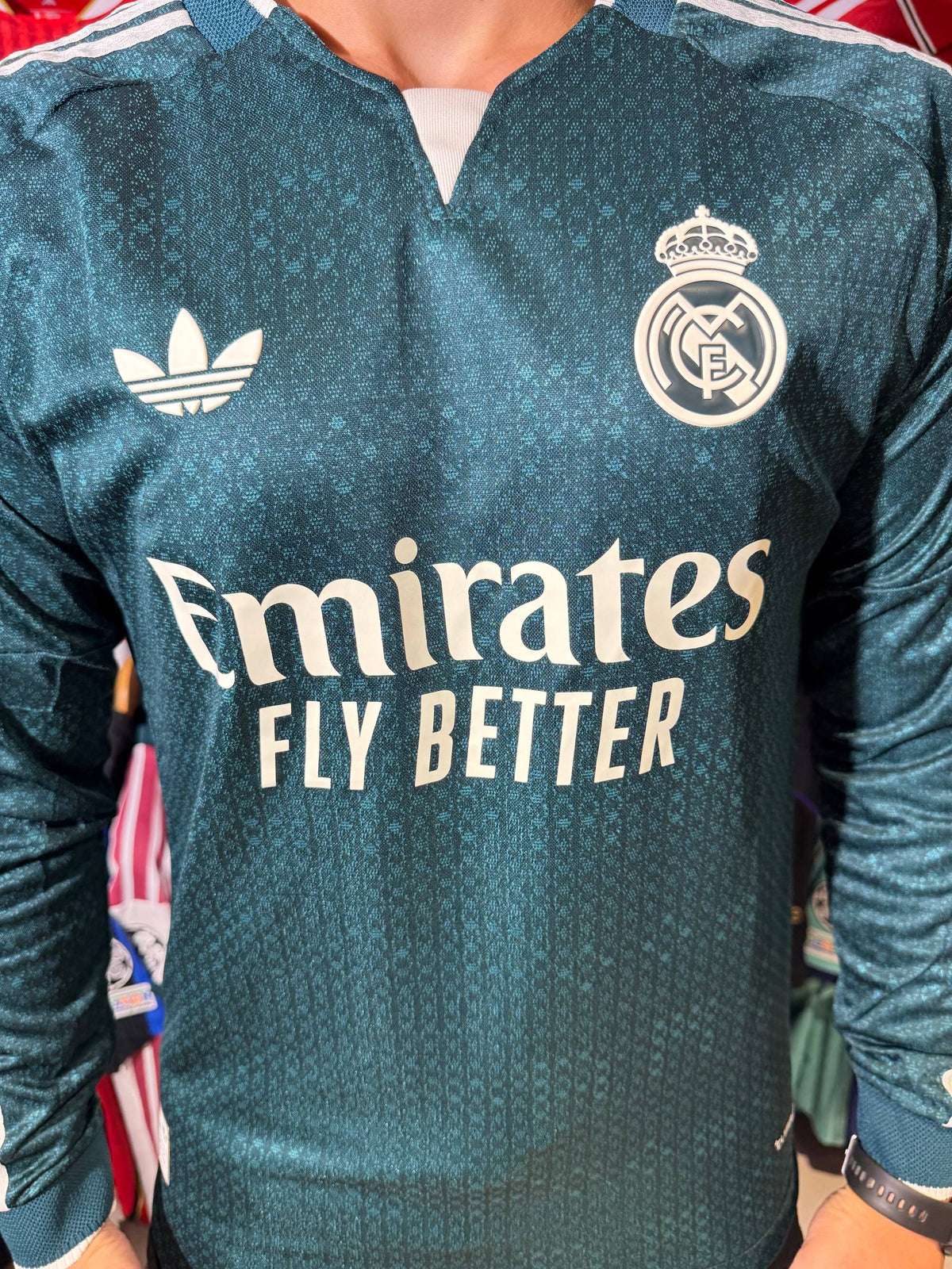 قميص ريال مدريد الأخضر 2027 manche longue