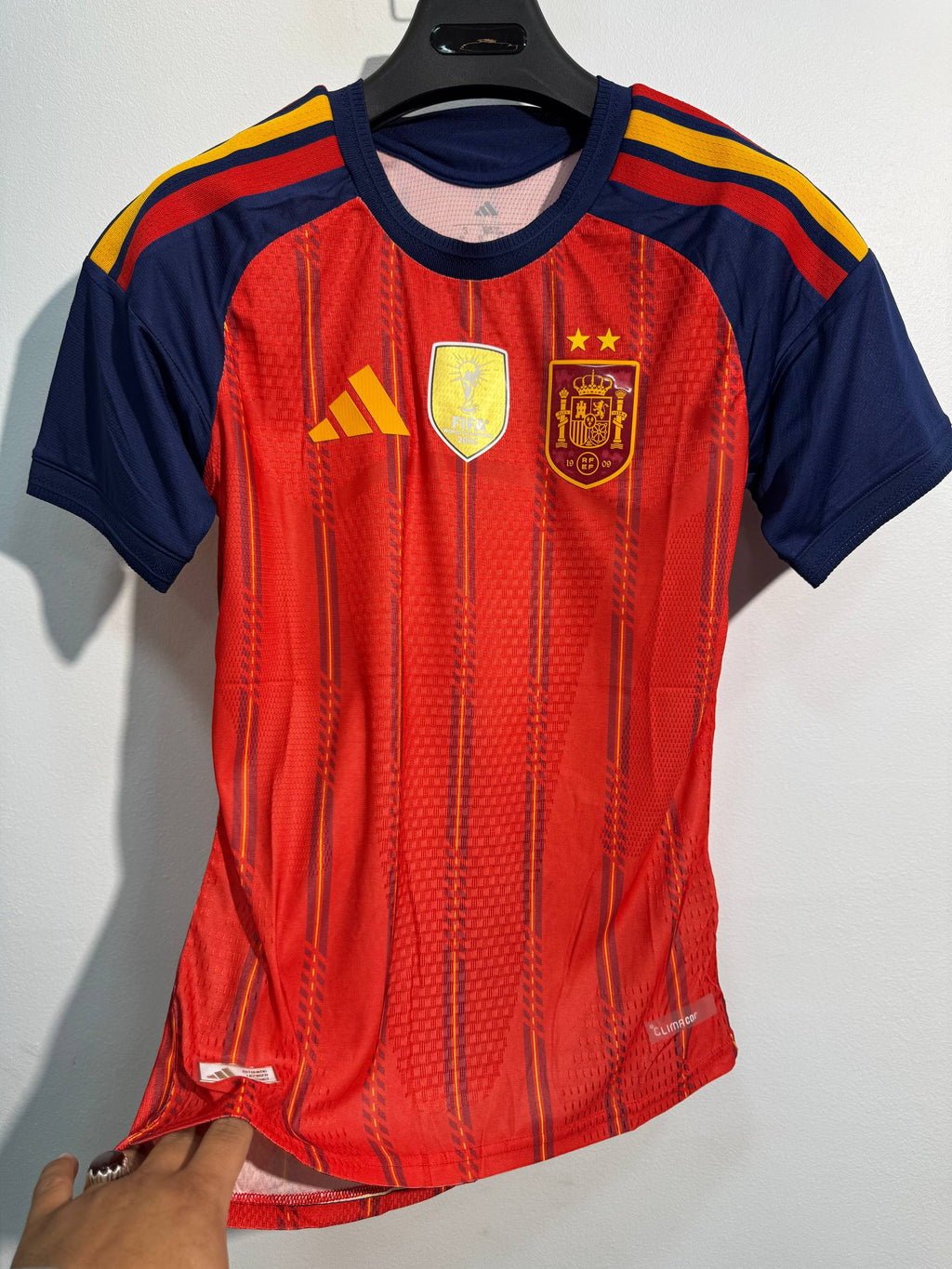 قميص المنتخب الإسباني الأبيض  2026